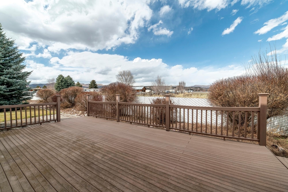 Ground Level Deck img-1